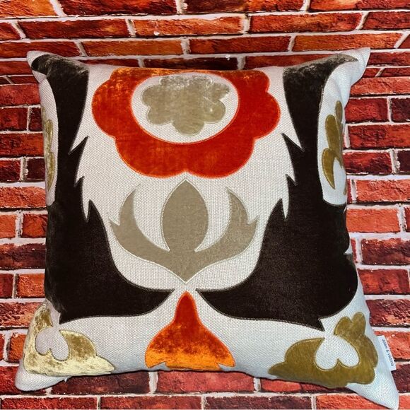 Adam & Viktoria Luxury Linen & Velvet Retro Pillows (2) Org/Brn/Gld EUC Decor - Picture 10 of 14